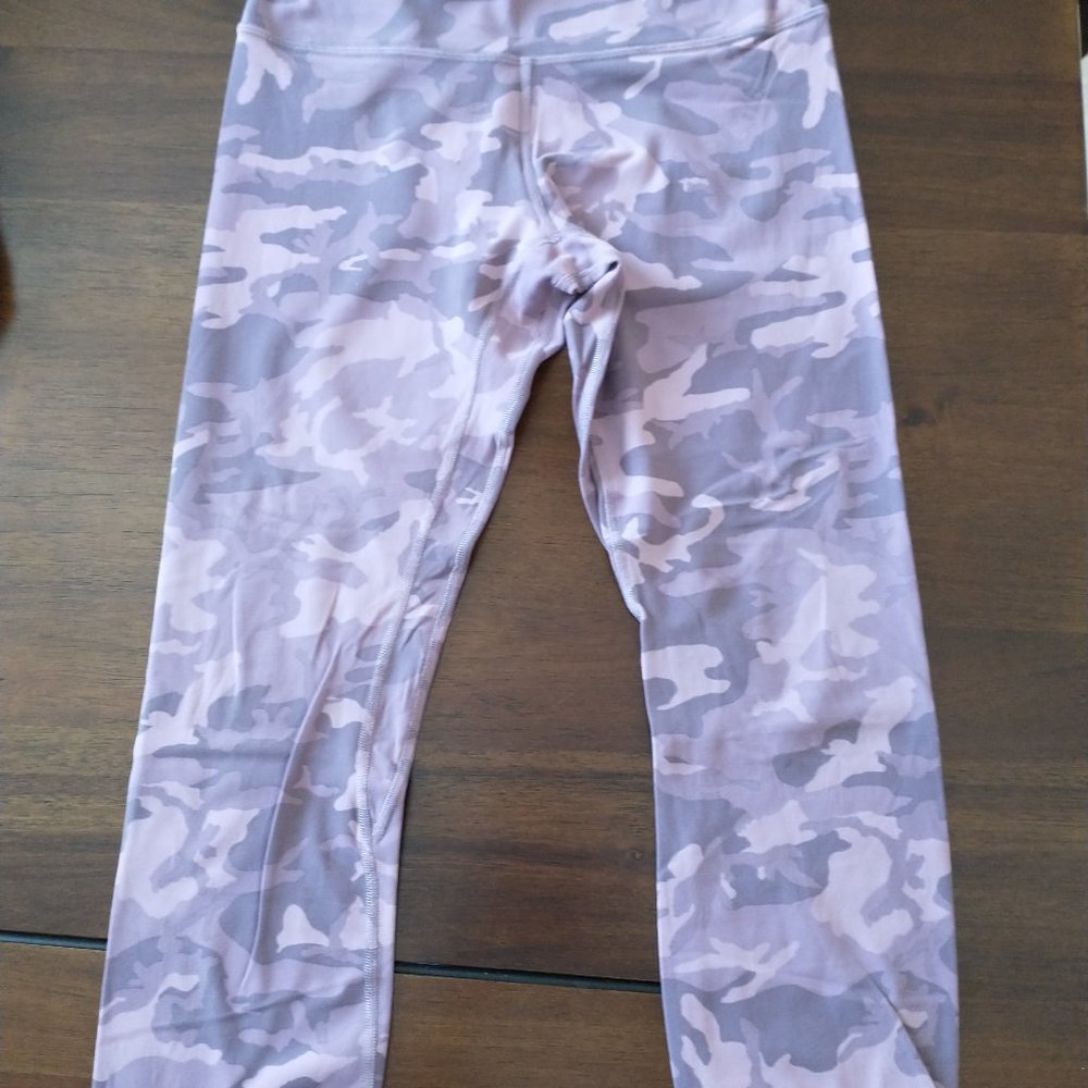 Lululemon Align Crops 21"